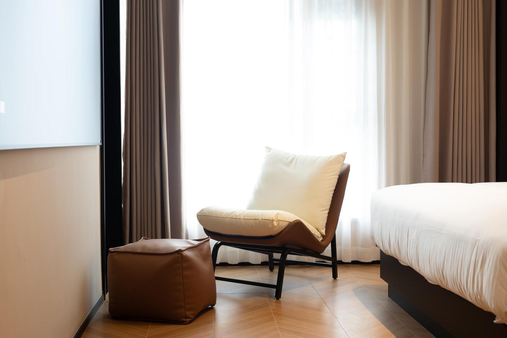 See You Soon At The Ritz Rose Summer Hotel Szanja Kültér fotó